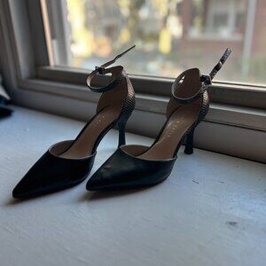 Kelly & Katie Eimira Pumps Black Snake Print